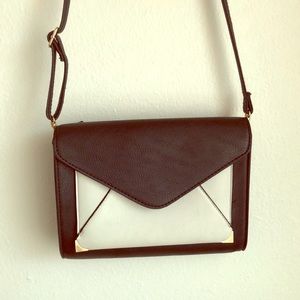 Black and white envelope purse